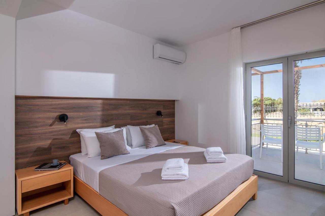 Ariadni Suites Karteros Bagian luar foto