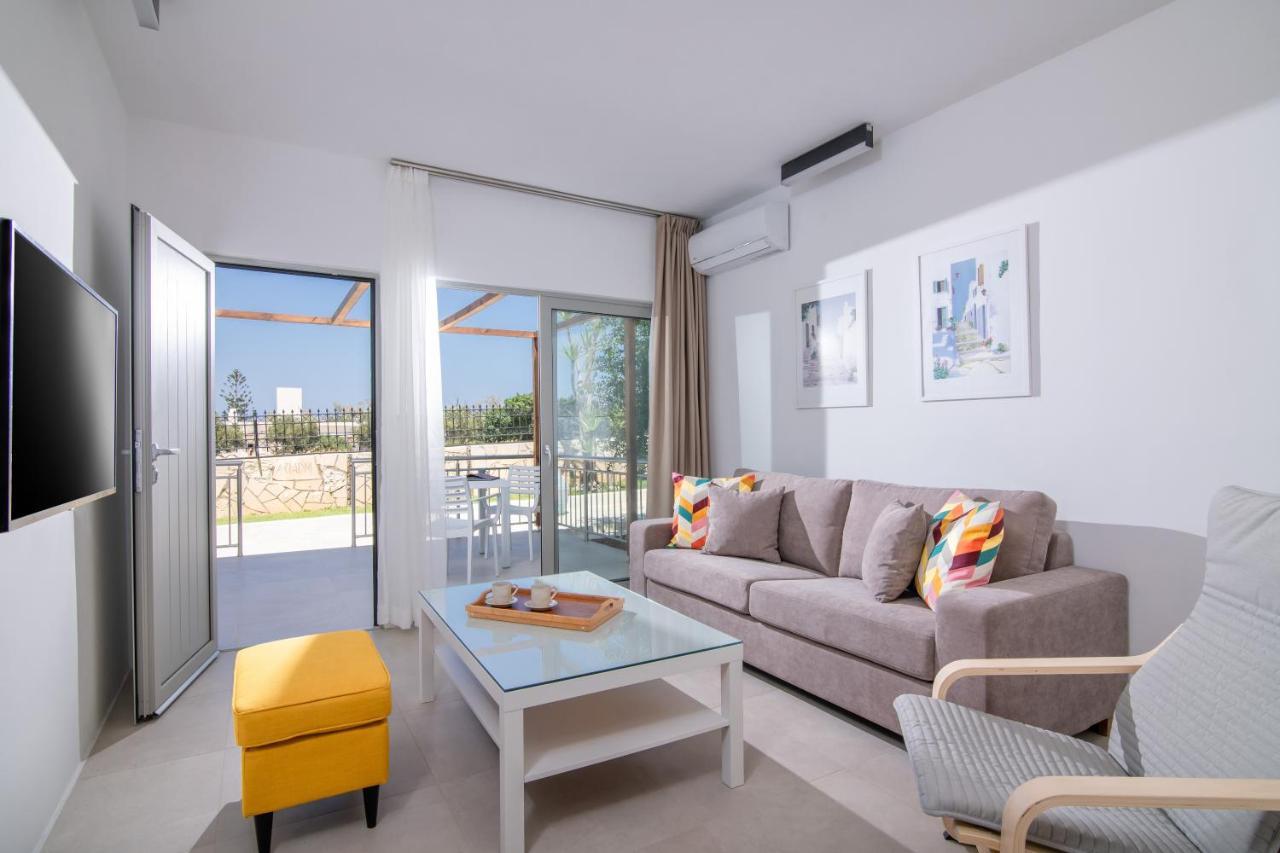 Ariadni Suites Karteros Bagian luar foto